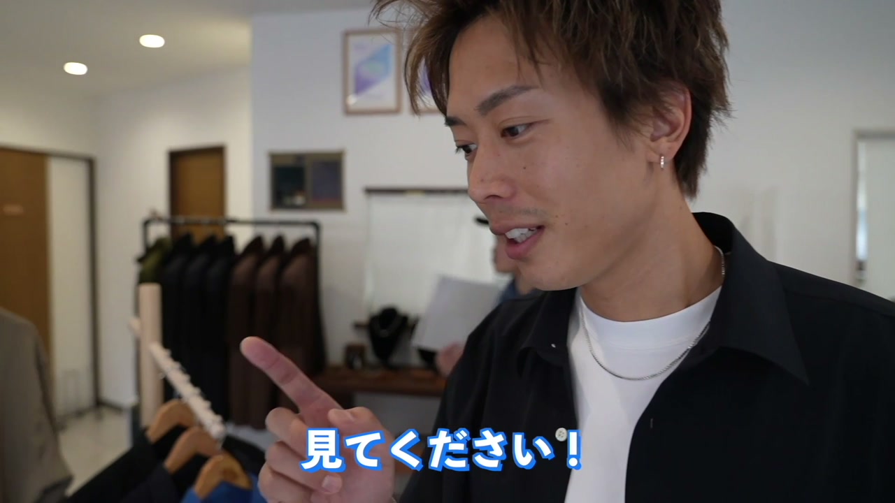 2日目ポップアップ・仕様変更後の展示と色違い生地サンプル