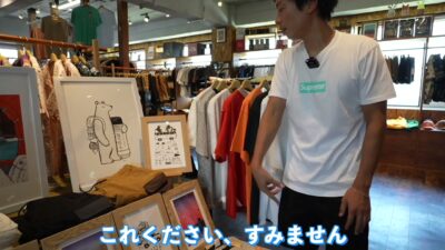 購入品を持ってレジ前に立つたくぞー・まとめシーン